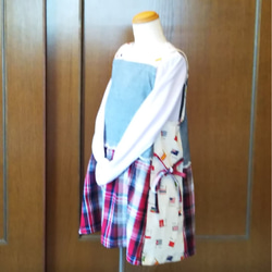 子供服 ☆チェック&国旗柄&スカラップレースのエプロンドレス風ジャンパースカート  サイズ120 3枚目の画像