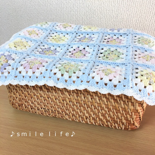 モチーフ編み グラニースクエア パステル+水色 その他インテリア雑貨