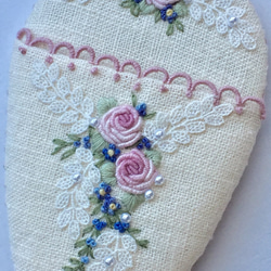 薔薇の刺繍のシザーケース 5枚目の画像