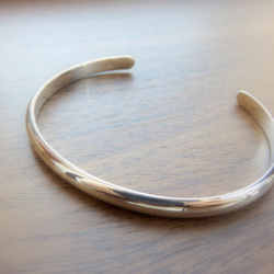 バングル　シンプルなシルバーバングル　ユニセックスデザイン　Silver925 Simple Bangle　 5枚目の画像