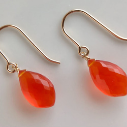 ナウシカみたいな耳飾り 大粒グリーンオニキス K14GFピアス