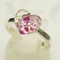 Bijou Heart Glass Ring S Red Color 第1張的照片