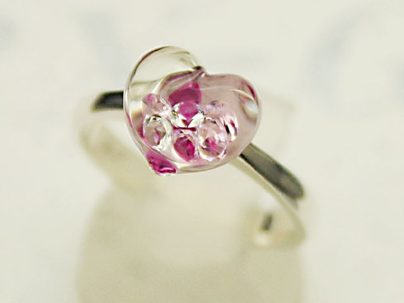 Bijou Heart Glass Ring S Red Color 第1張的照片