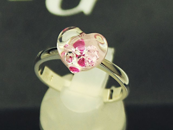 Bijou Heart Glass Ring S Red Color 第2張的照片