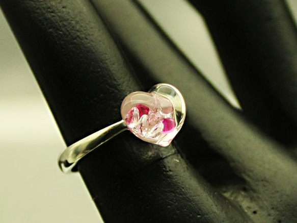 Bijou Heart Glass Ring S Red Color 第5張的照片