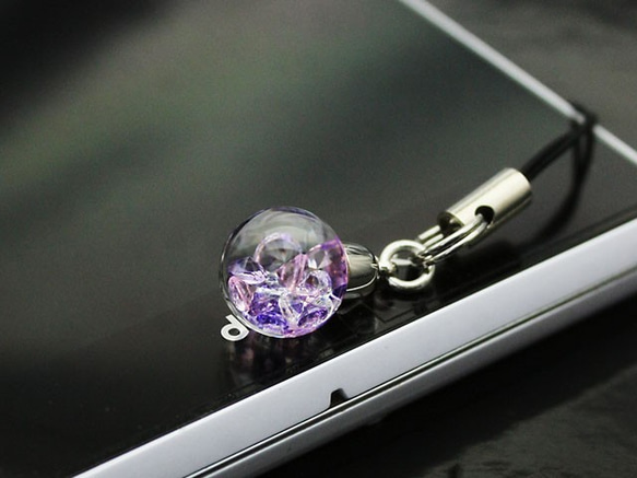 Bijou glass Ball 吊飾or耳機孔塞　紫玫瑰粉紅 第2張的照片