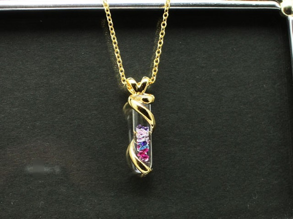 Bijou Glass Gold Twister Pendant 紫紅・冰藍色 第2張的照片
