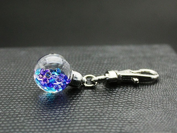 新作Bijou glass Ball Pendant L 冰藍系紫色 第3張的照片