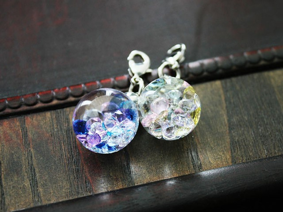 新作Bijou glass Ball Pendant L 冰藍系紫色 第9張的照片