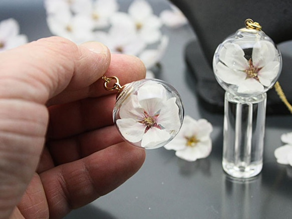 Flower glass Ball Pendant ～桜～ 8枚目の画像