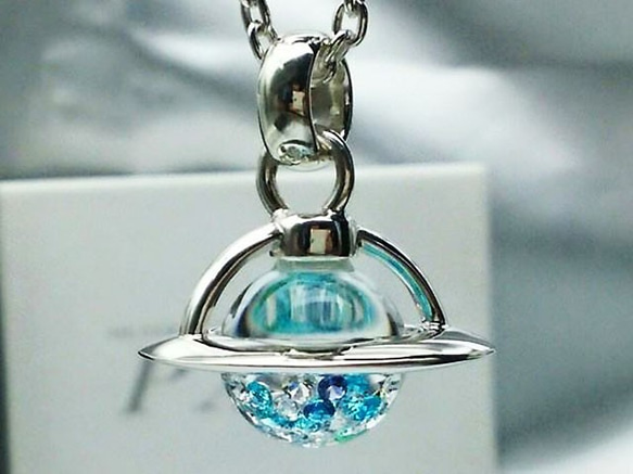 Big Saturn Pendant　Blue・IceBlue Color　～タヒチの海～ 1枚目の画像