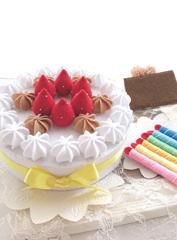 ハーフバースデー 誕生日ケーキ フェルトのケーキ フェルトのままごと