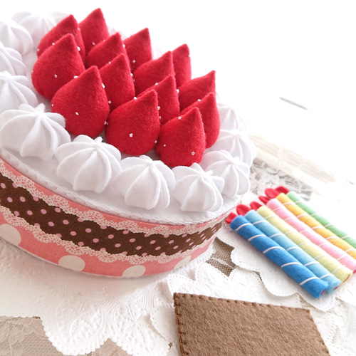 フェルトのケーキ フェルトのおままごと ハーフバースデー バースデー