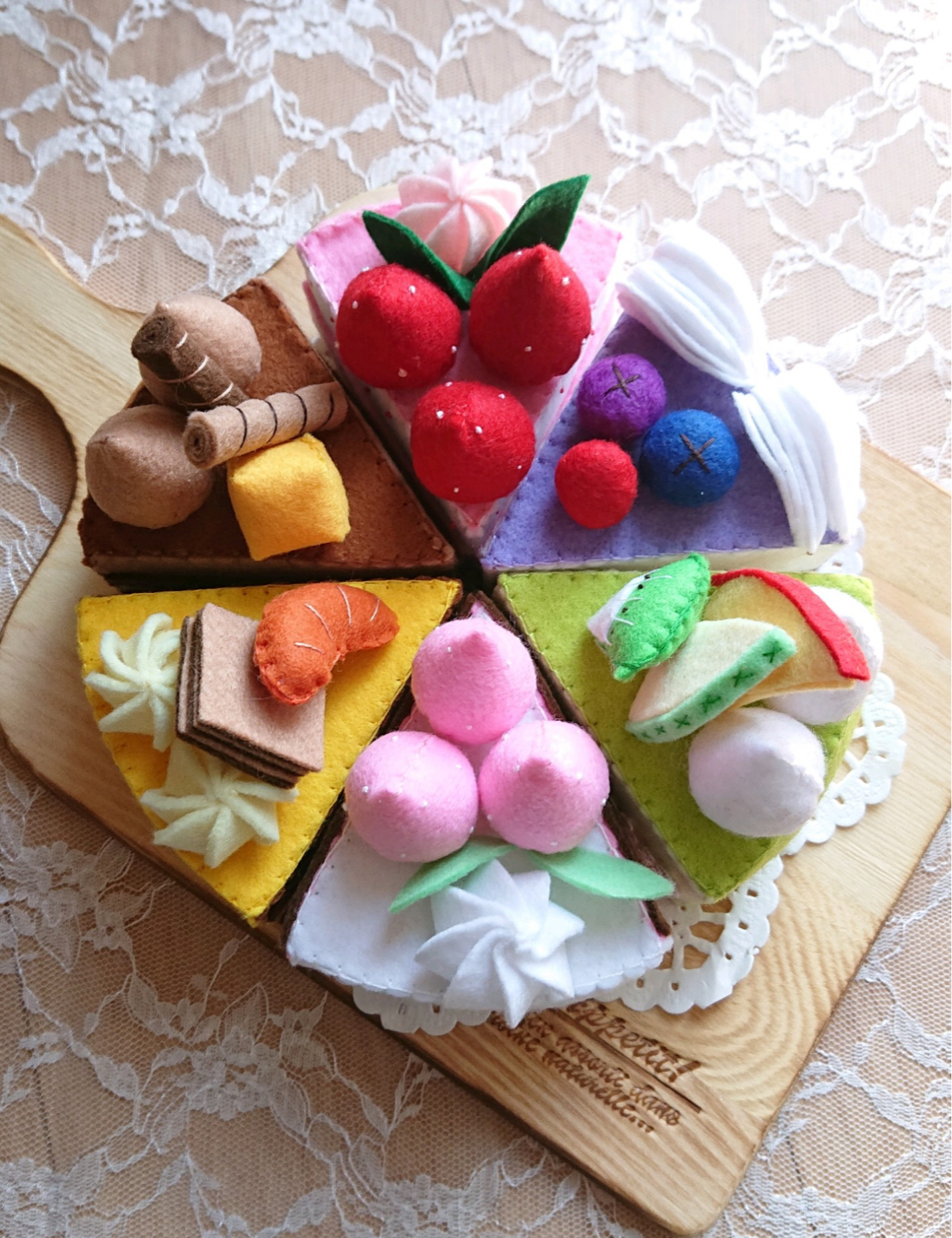 ★受注製作★ フェルトケーキ  バースデーケーキ  アニバーサリーケーキ  フルーツホールケーキ