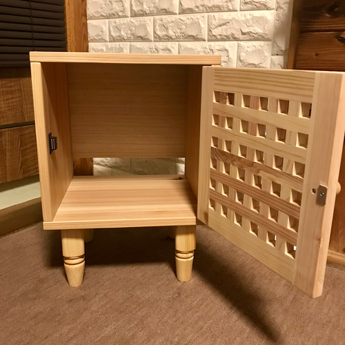 癒》天然国産杉・格子扉・間接照明・サイドテーブル・茶室・和室などに