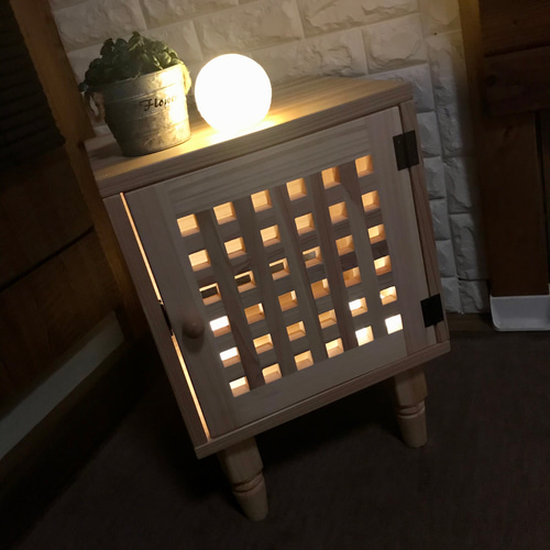 癒》天然国産杉・格子扉・間接照明・サイドテーブル・茶室・和室などに