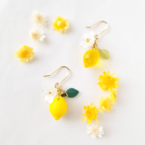 華やかレモンイヤリング・ピアス イヤリング・ノンホールピアス take  
