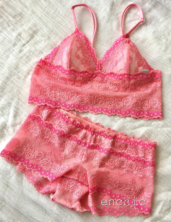 SAMPLE SALE!60 %オフ　Mサイズ限定 ◆relax bra & shorts set #198 1枚目の画像