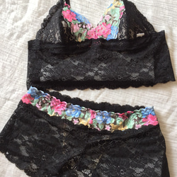 SAMPLE SALE!60 %オフ　Mサイズ限定 ◆relax bra & shorts set #200 1枚目の画像