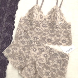 SAMPLE SALE!60 %オフ　Mサイズ限定◆relax bra & shorts set #230 1枚目の画像