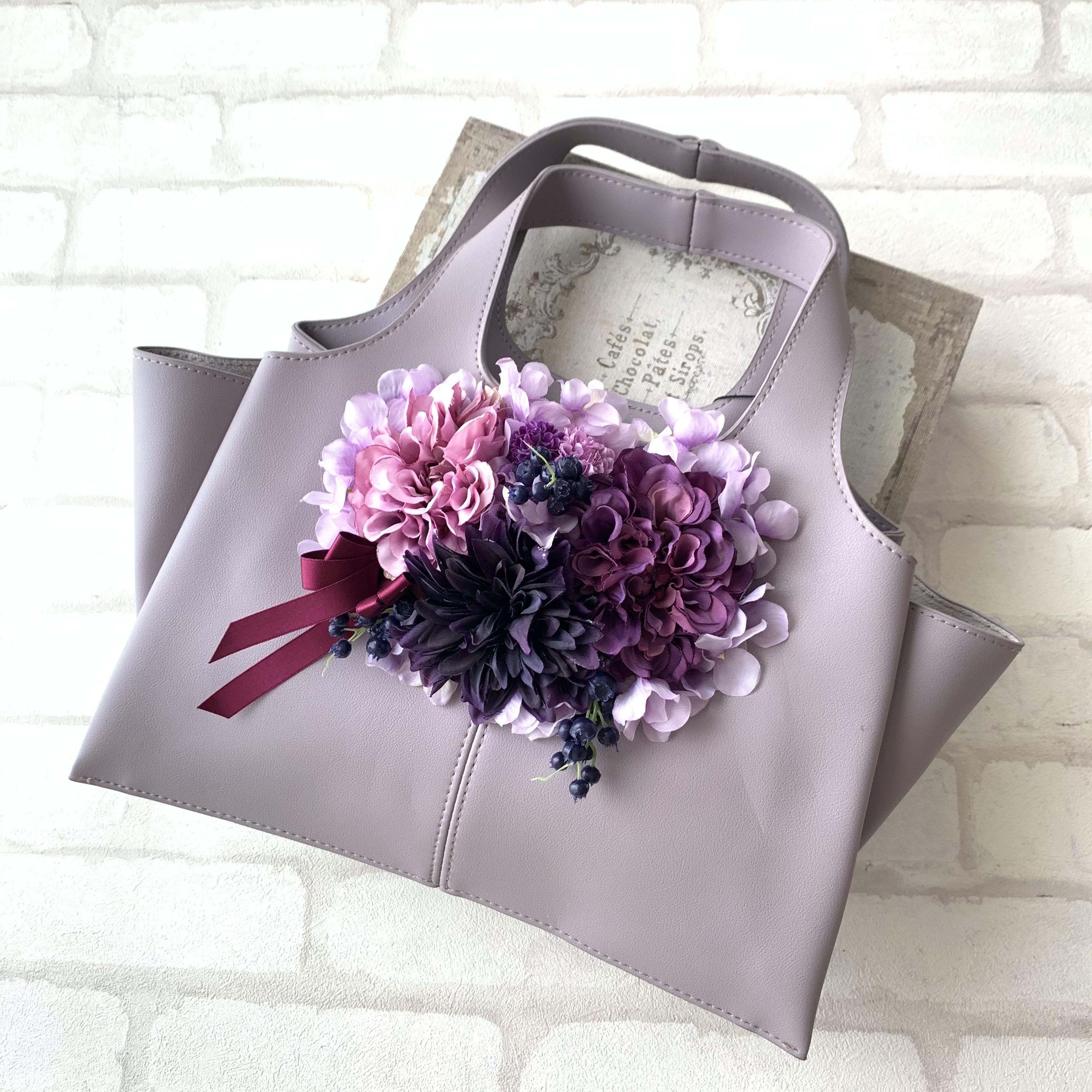 母の日ギフト、パープル系のシックな、バック、紫　フラワーバック　お洒落バック