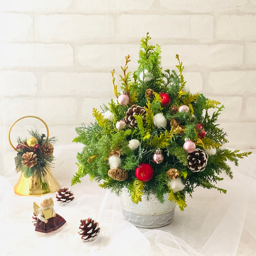 クリスマスツリー 生花 フラワーアレンジ、北欧の森、フレッシュ クリスマスツリー 生花 フラワーアレンジ、北欧の森、フレッシュ