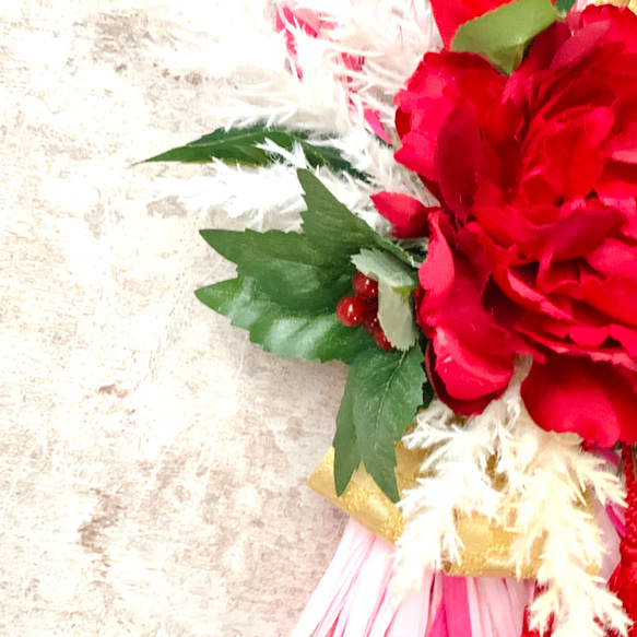 お正月　しめ縄飾り　しめ飾り　ピンク　赤　芍薬　モダン　造花 5枚目の画像