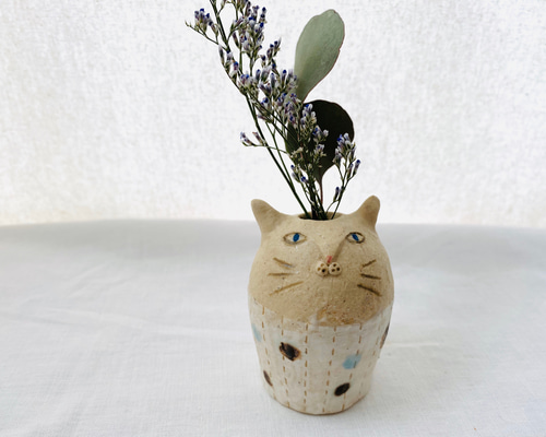 ヴィンテージ素敵すぎる！ずっしり　金彩 花瓶 ヴィンテージ素敵すぎる！ずっしり 金彩 花瓶