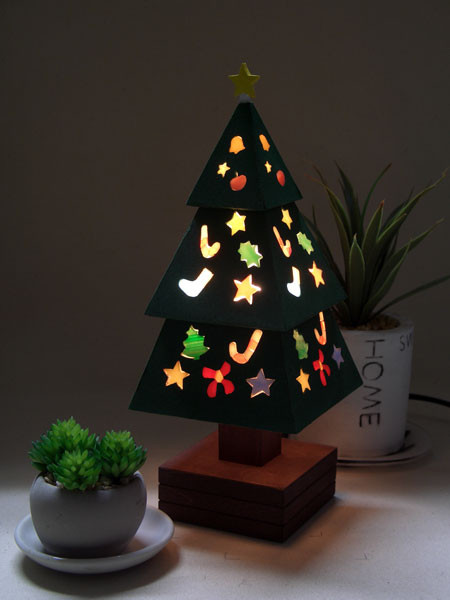 新年の贈り物 [美品]作家手作り1点物のガラスのランプ　クリスマスの光明にも美しい 工芸品