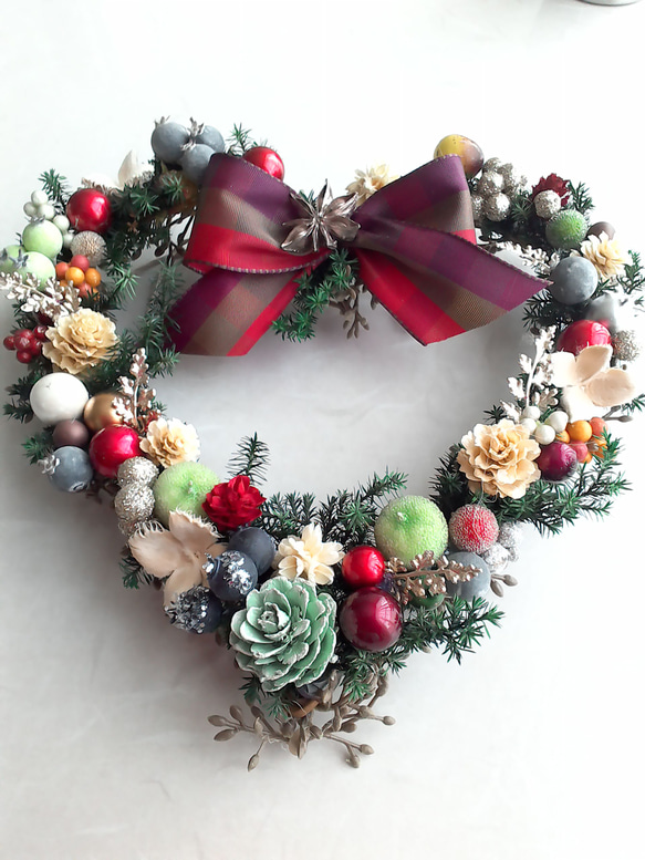 【SOLD】森のハートのクリスマスリース ハートのクリスマスリース リース のえる 通販 2896543｜Creema(クリーマ)