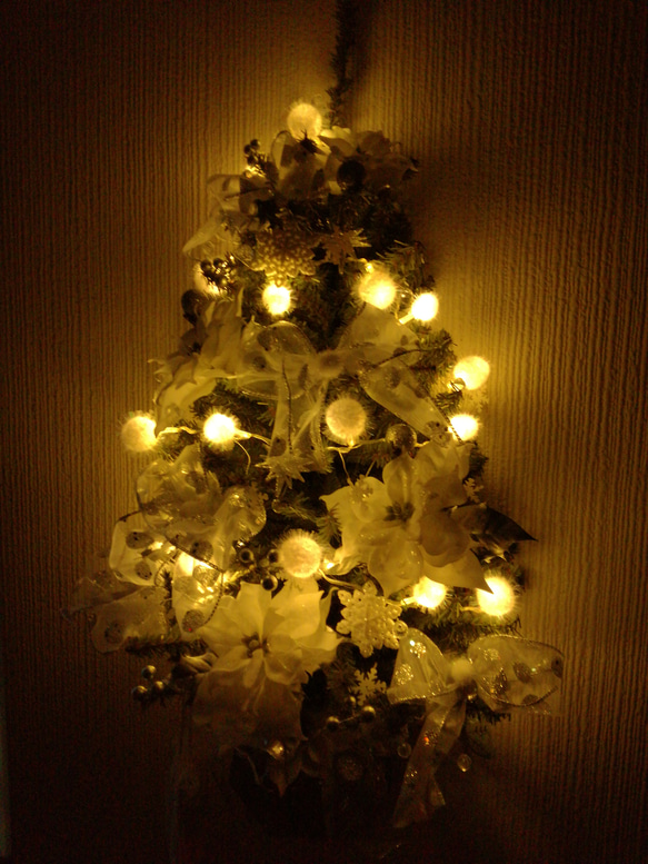 《早割》壁掛けクリスマス ツリー　ライト付き 2枚目の画像