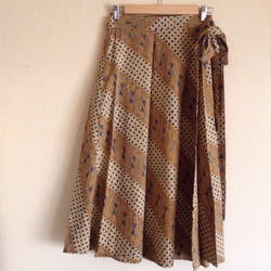 バティック ロング巻きスカート 1枚目の画像