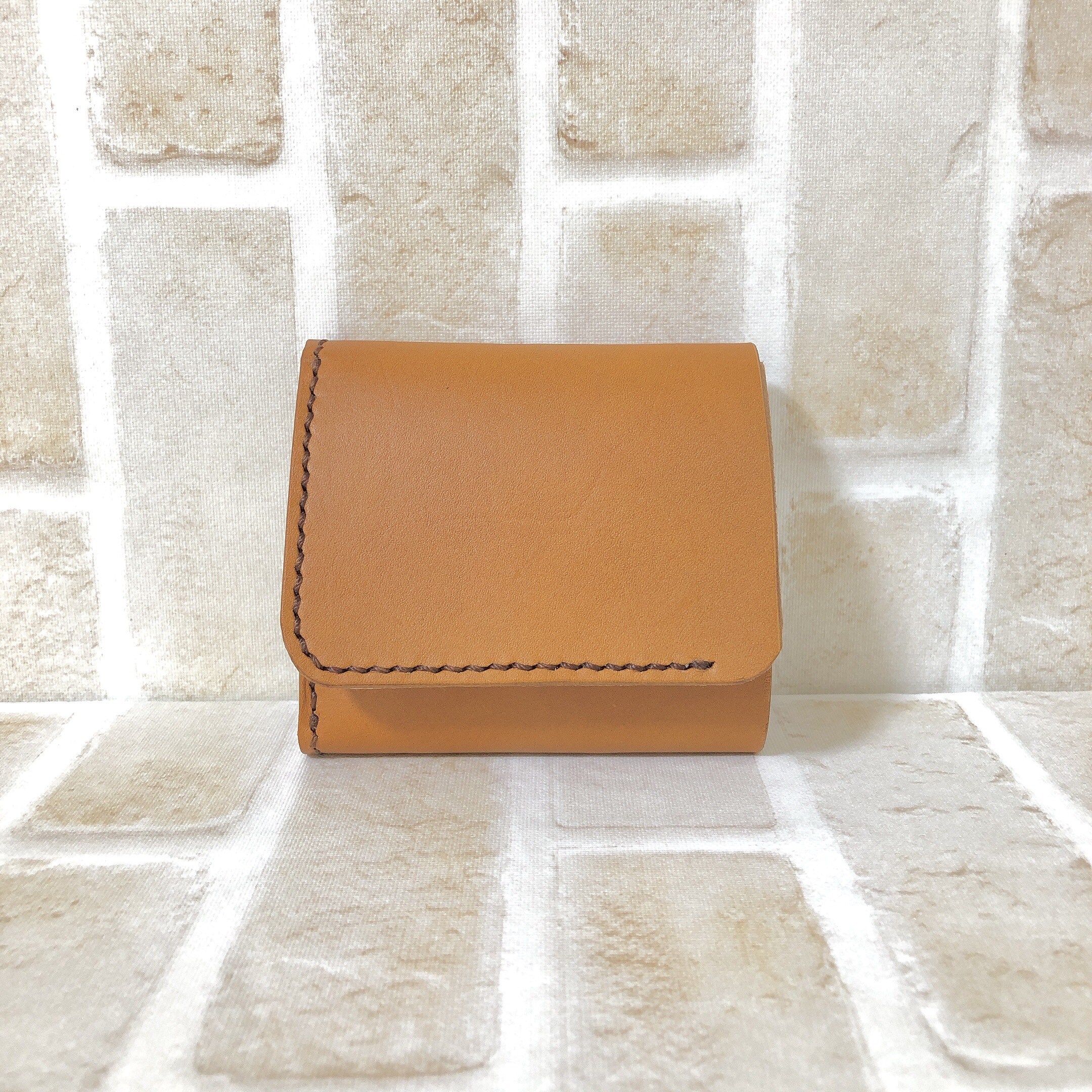 【財布】かわいいフォルムの三つ折り財布