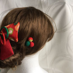 赤い椿のリボンの髪飾りセット（卒業式・袴・ちりめん細工） 2枚目の画像