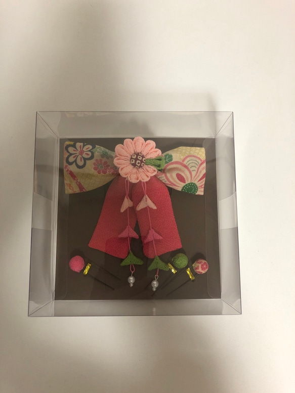 ピンクのマーガレット花のリボンの髪飾りセット（卒業式・袴・ちりめん細工） 5枚目の画像