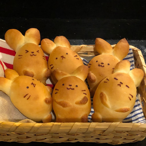 くまさんのちぎりパン【バレンタイン限定】販売 パン まきパン