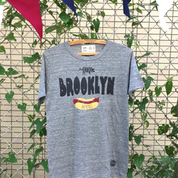 アメリカングラフィックTシャツ 〈BROOKLYN〉 1枚目の画像