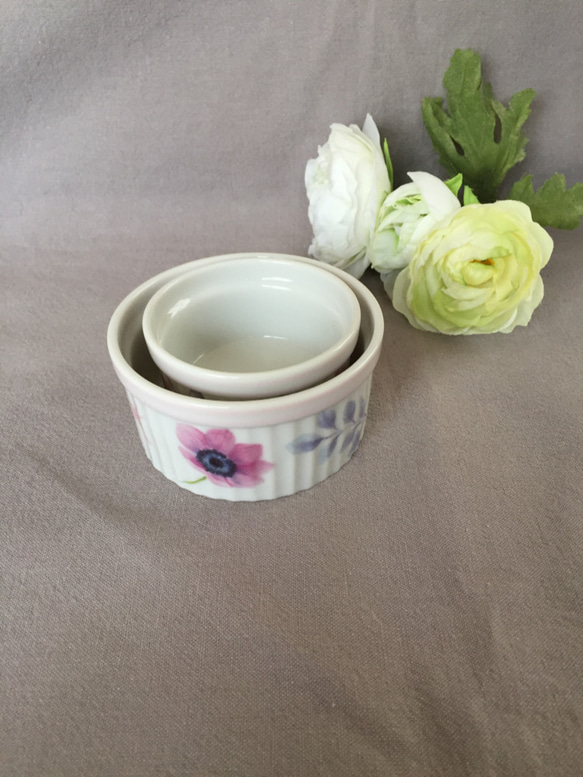 【sale】草花柄【ココット】大小セット　磁器　ポーセラーツ 5枚目の画像