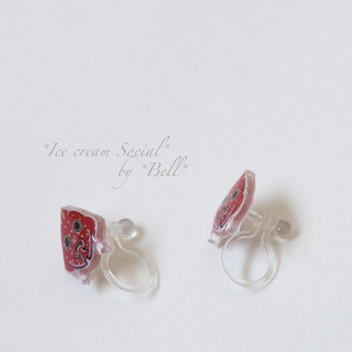 金魚ねぶた☆プリントピアス/イヤリングに変更可 ピアス（スタッド・一