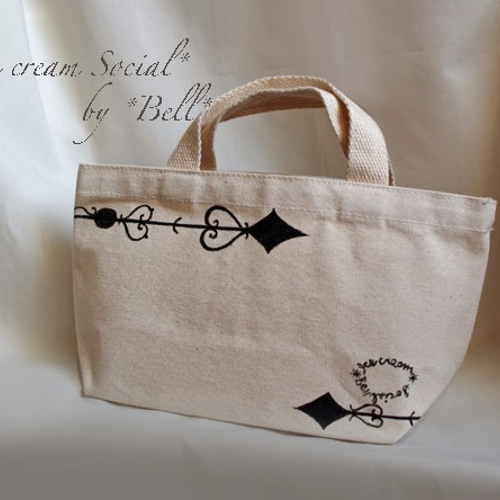 SALE☆手描きバッグ☆薔薇ミニ トートバッグ *Bell* 通販 SALE☆手描きバッグ☆薔薇ミニ トートバッグ *Bell* 通販