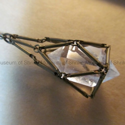 *Pendulum[ペンデュラム]一点物クリスタルクォーツ水晶原石入りコクーンペンダントネックレスAG 2枚目の画像