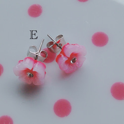 ストーン付薔薇pierce 2枚目の画像