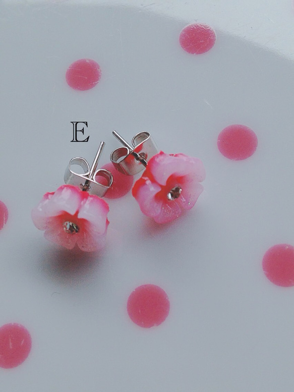 ストーン付薔薇pierce 2枚目の画像