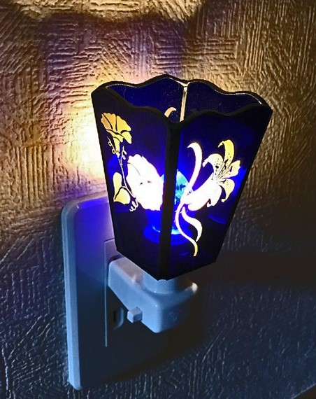 【照明】　お休みライト　ステンドグラス　ユリと朝顔のランプ　ギフト、プレゼント