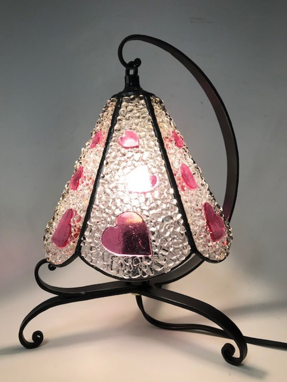 ステンドグラスのハートのランプ 8月のステンドグラスランプ《アイランド》 - Lumiglass | minne byGMO