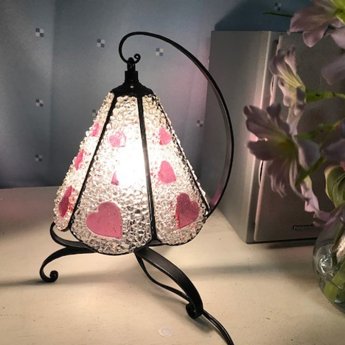 ステンドグラスのハートのランプ 8月のステンドグラスランプ《アイランド》 - Lumiglass | minne byGMO