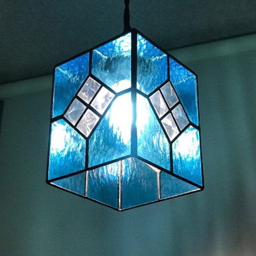 国内送料無料 ステンドグラス べベルガラス ペンダントライト ブルー