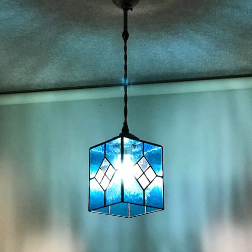 国内送料無料 ステンドグラス べベルガラス ペンダントライト ブルー