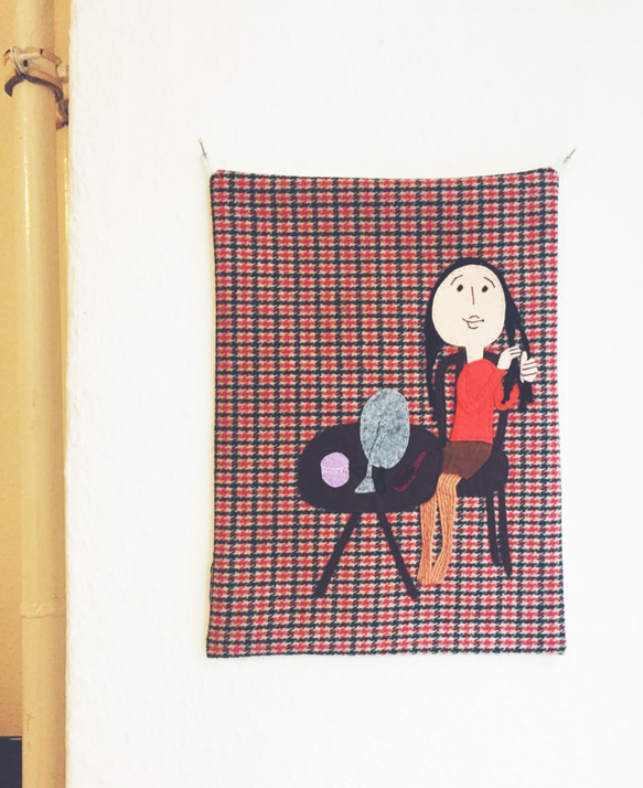 糸と布で描くシリーズ「三つ編みアミアミ」 1枚目の画像