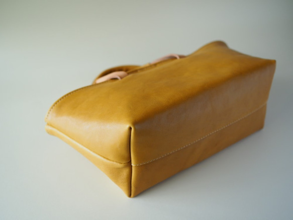 船型のトートバッグ / イエロー 船型のトートバッグ / イエロー L1482514924(11440円)